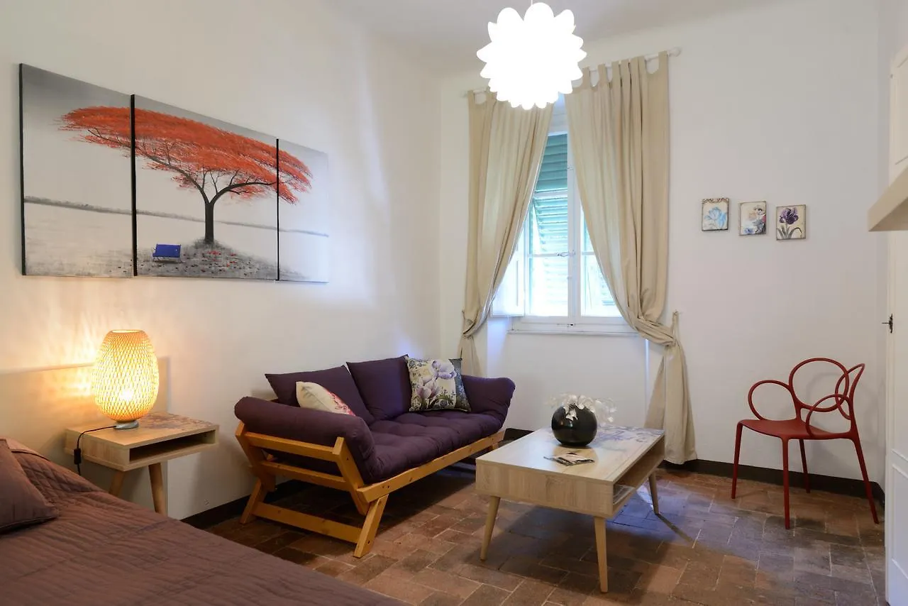 Villa Lucchesi Bagni di Lucca 3*,